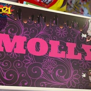 Meet your Posher, Molly